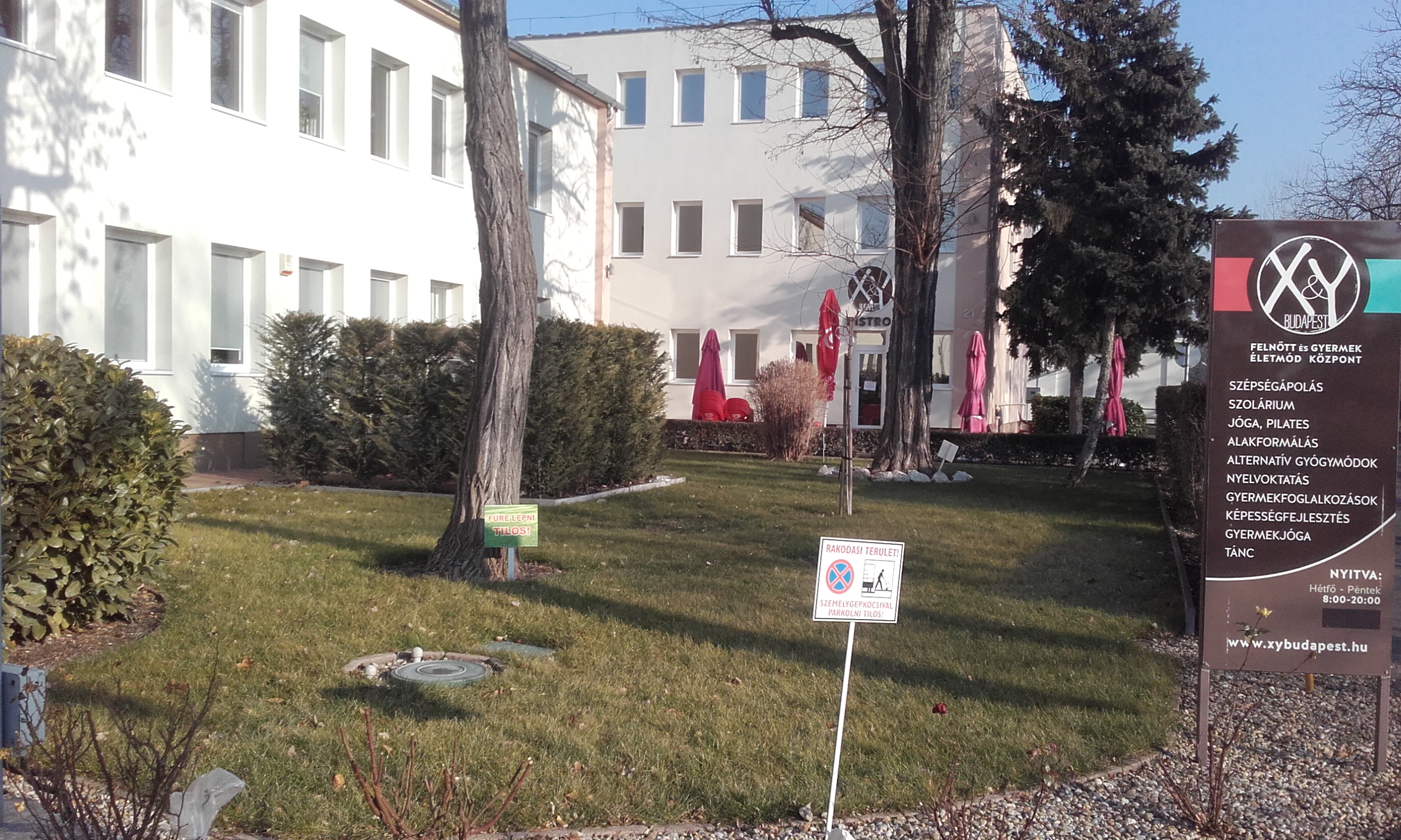 White Office parkosított belső környezet